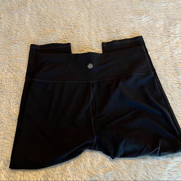 Athleta cropped leggings    - Picture 3 of 3
